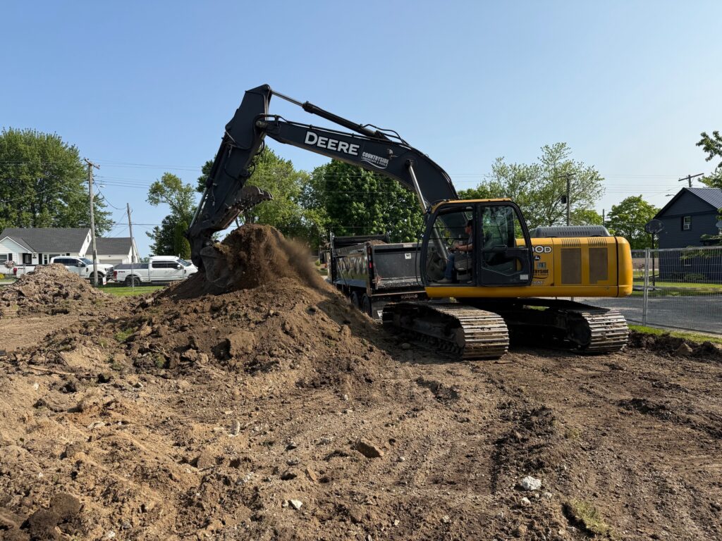 Topsoil removal and trucking contractor Malahide ON